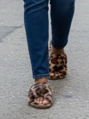 Fluffy Animal Print Criss-Cross Comfort SLIPPERS NWT/NIB